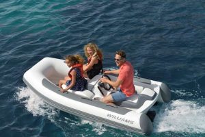 Top Features to Look for in a Jet Tender